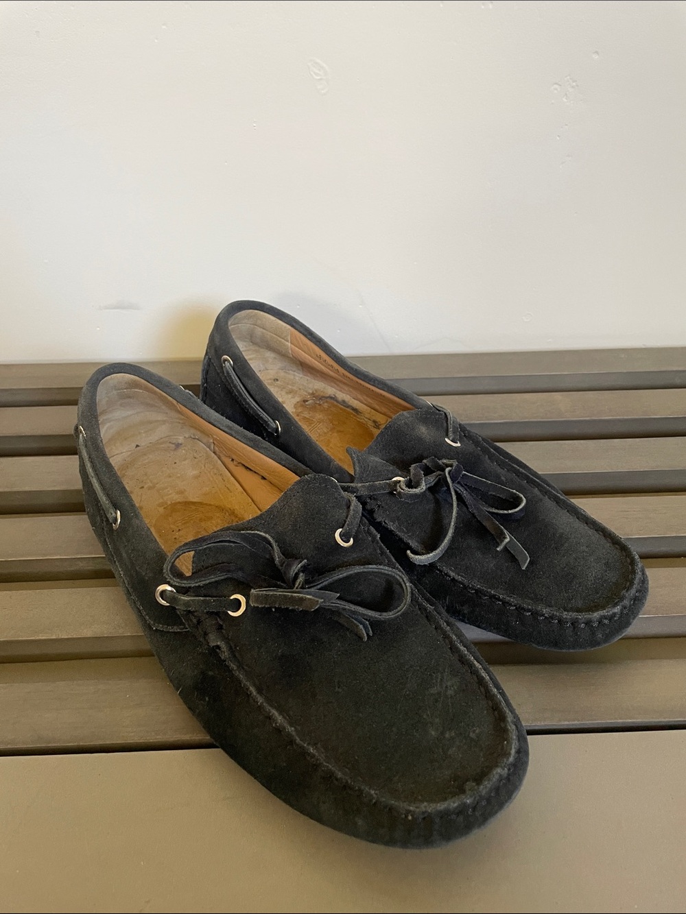 Bally Switzerland “Dramer” Men's Black Suede Driving Moccasin Loafer